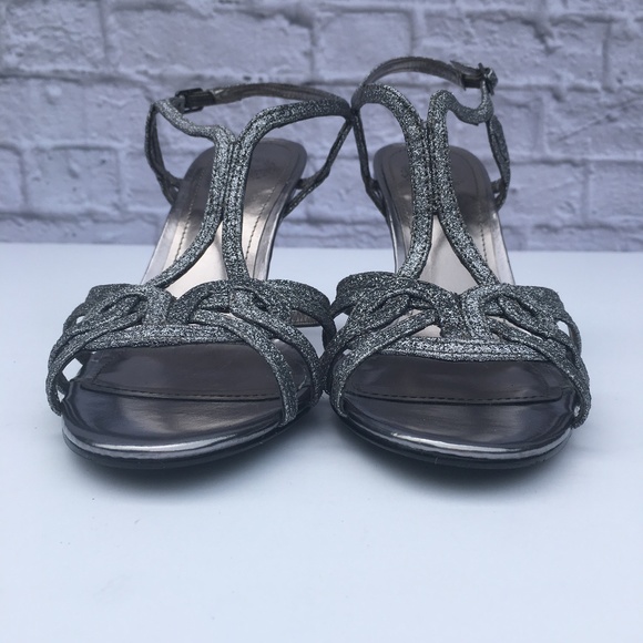 I. MILLLER dressy gunmetal silver heeled sandal  -  SZ 7.5 - Picture 4 of 8